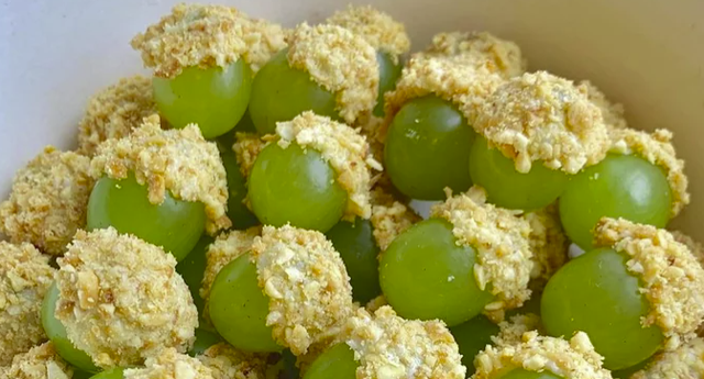 Taffy Grapes